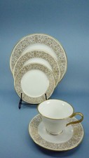 Elegant Oxford Georgian Court China Five Piece Place Setting
