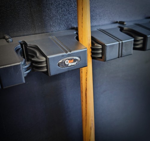 Safe grip cue rack - cue,