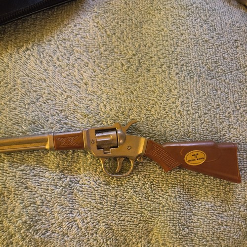 Vintage cap gun - 7", winchester
