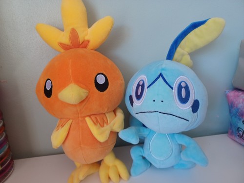 Pokemon cuddly toy teddy - pokemon,