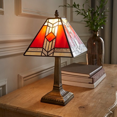 Tiffany style table lamp - style,