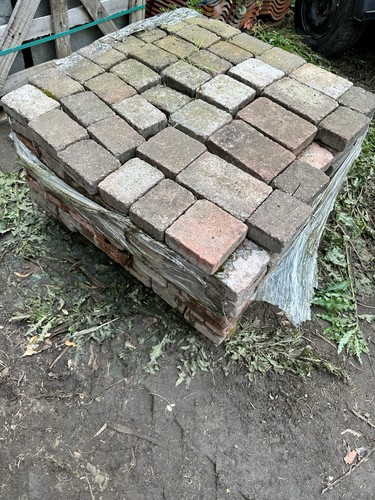 Mixed reclaimed stone - reclaimed,