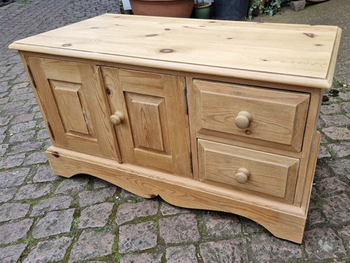 Freestanding pine solid wood - solid,