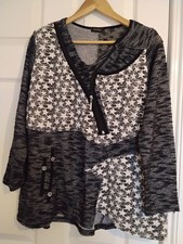 ~NWOT~  UNUSUAL   MULTI