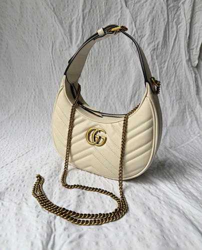 Gucci ivory chevron quilted - gucci,