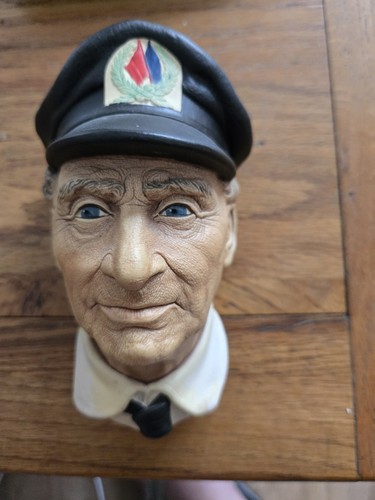 Bossons sea captain chalkware - bossons,