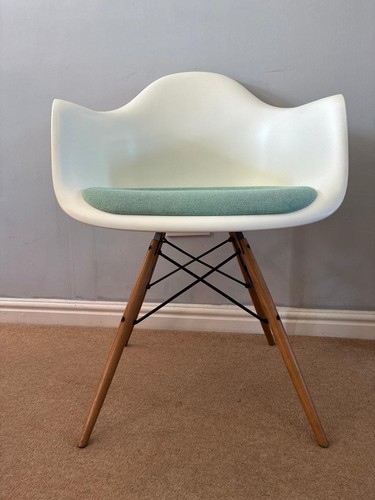 Authentic vitra eames daw - x,