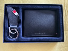 New Tommy Hilfiger Black