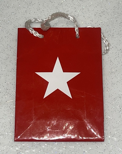 Macy paper gift - paper,