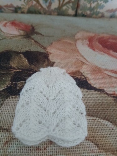 Dolls house babies knitted - babies,