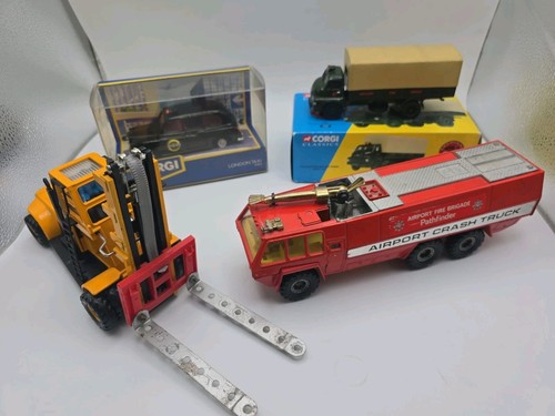 Corgi die cast vehicle bundle - corgi,