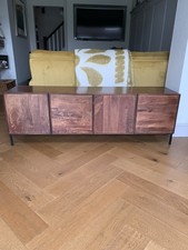 TV/Media unit Swoon Editions