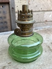 Antique / Vintage Veritas Oil Lamp Works London Lamp With Green Glass Base Rare