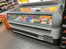 COMMERCIAL CHEST FREEZER