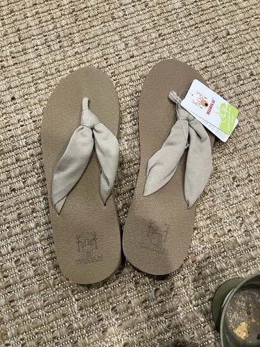 Kuailu flip flops size 1 - flip,