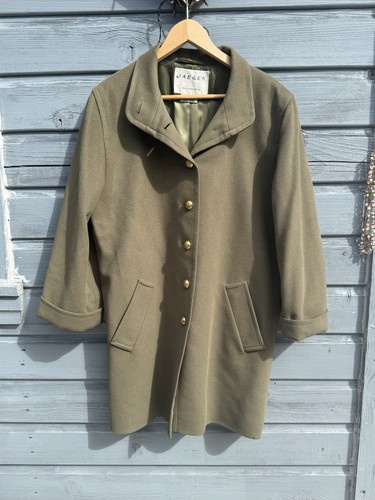 Jaeger olive green - vintage, uk