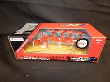 BRITAINS KVERNELAND 2300 S VARIOMAT PLOUGH 43344 BNIB 1:32