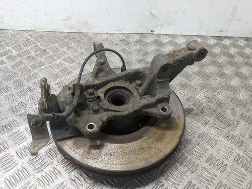Front left axle knuckle - axle,