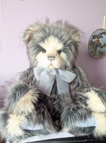 Charlie bears lachlan retired - charlie,