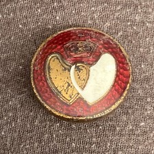Blood Donor Gilt & Enamel Buttonhole Badge-Milestone Donation-Two Hearts-Crown