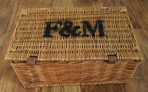 Fortnum mason m - fortnum, f&m