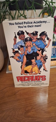Recruits vhs 1986 vestron - 1986,