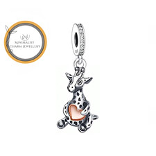 Design Baby Giraffe Charm