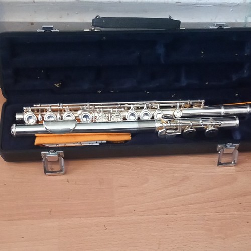 Silver concert flute - silver,