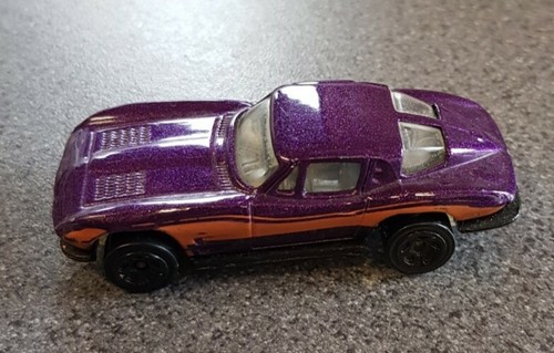 Hotwheels 1979 corvette - hotwheels,