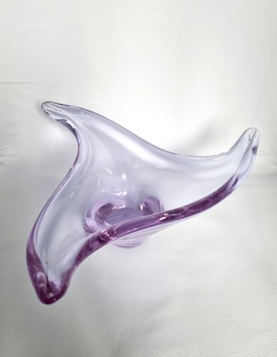 Neodymium glass purple