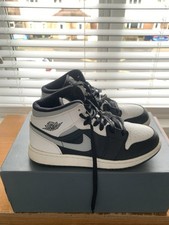 Air Jordan 1 Mid Size 5.5