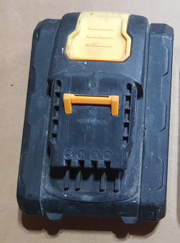 Genuine titan tti711bat 18v - titan,