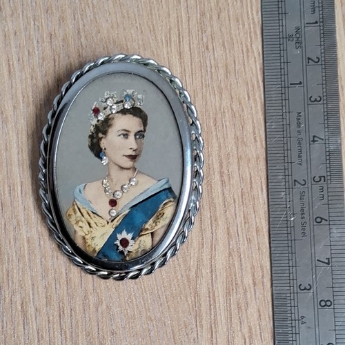 Vintage queen elizabeth - queen,