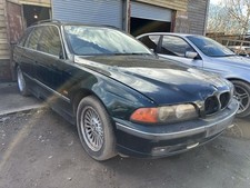Bmw e39 528i - 528i, auto