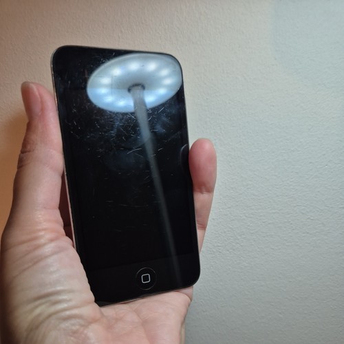 Ipod touch 4th generation - ipod,