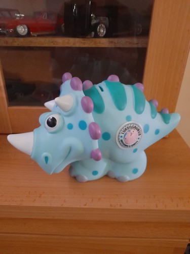 Lukeosaurus plastic dinosaur - plastic,