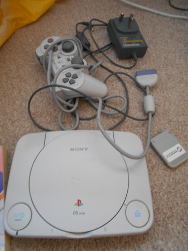 Sony play station ps1 bundle - play,