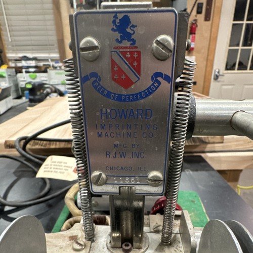 Howard imprinting machine - machine, co