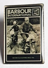 BARBOUR GENUINE PIN BADGE   X