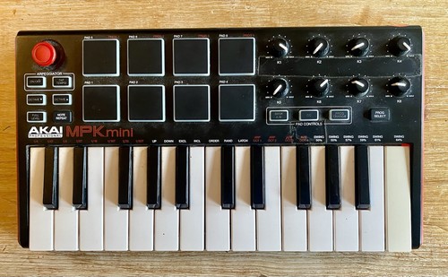 Akai mpk mini key usb - -,