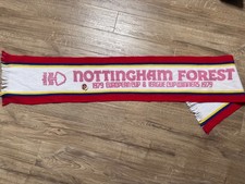 Nottingham Forest vintage scarf and pin badge