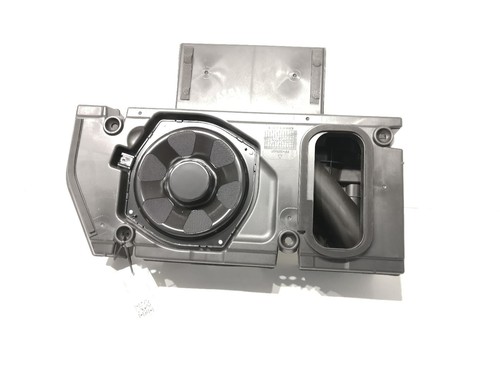 Range rover subwoofer - subwoofer, loud