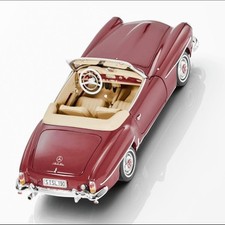 Genuine Mercedes-Benz 1:18