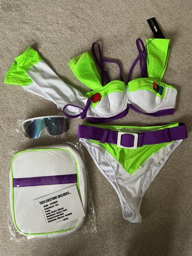 Fashion nova toy - fashion, story