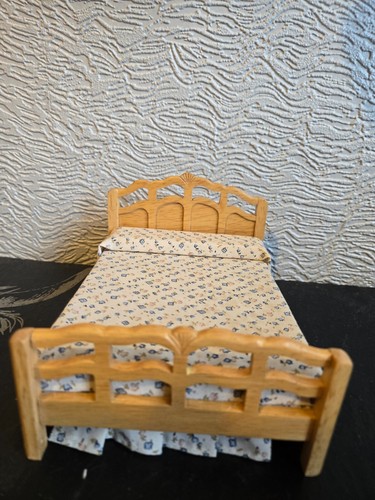Doll house furniture - house, pine