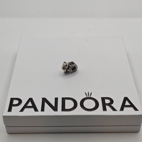 Pandora scottie dog pet - dog,