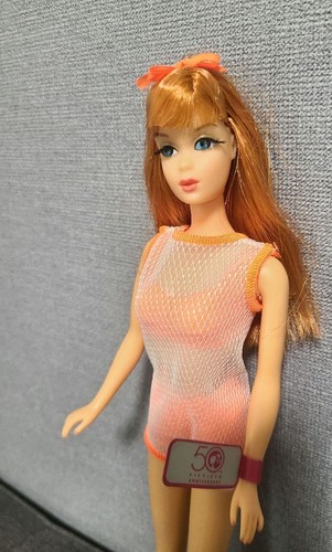 Barbie twist turn - twist,