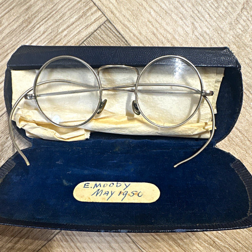 Vintage 1950s round - 1950s,