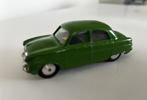 Corgi toys 200m ford consul - 200m,