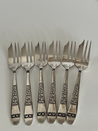 Uncased set silver - of,